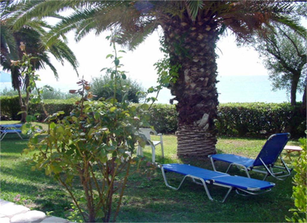 Corfu Glyfada Menigos Beach Apartments Buitenkant foto